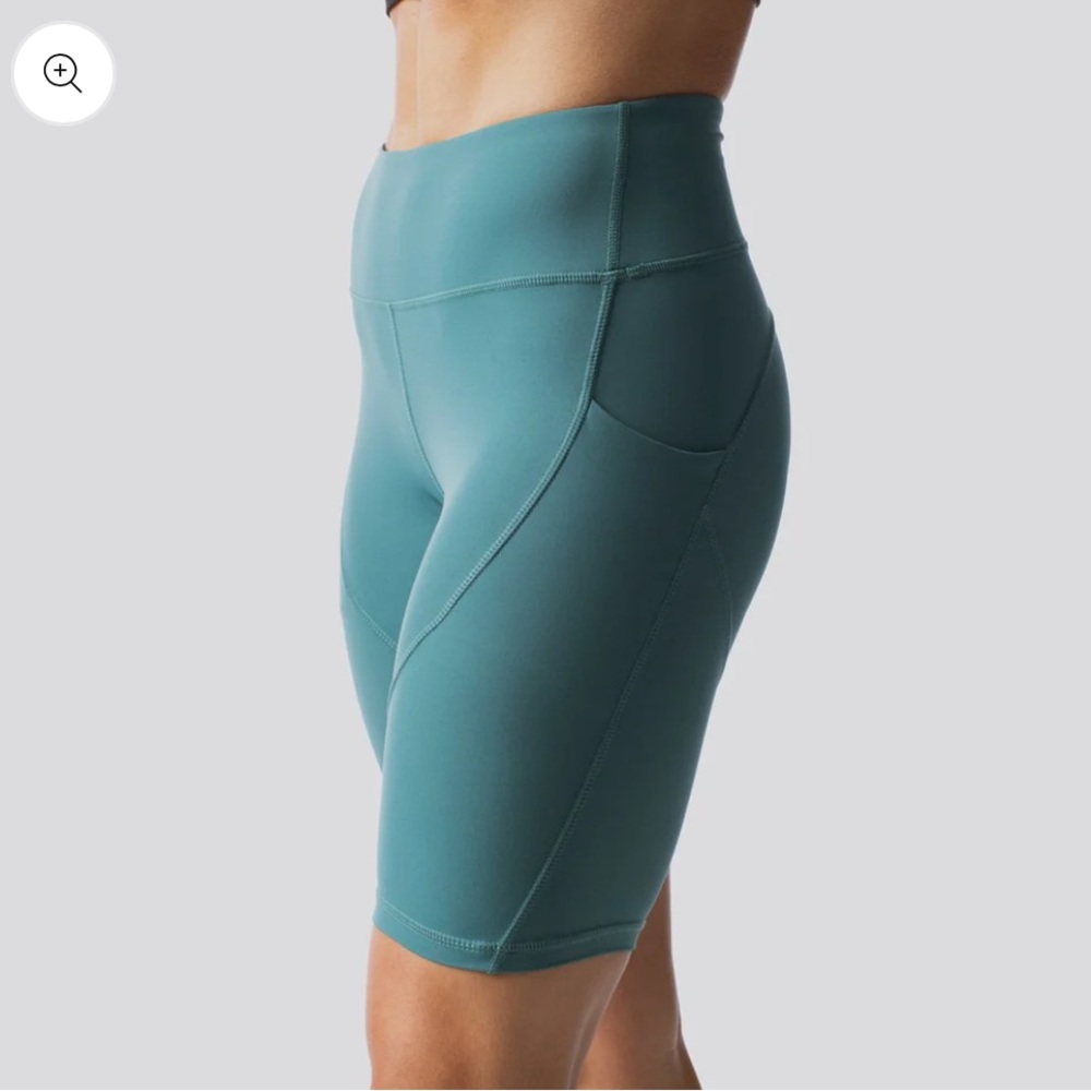 Born Primitive Cadence Shorts Teal Active‎ Biker Running Women’s Large